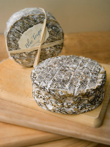 Blue Tongue uses a variety of moulds and yeasts to produce a semi-hard blue cheese - Bluey was extremely creamy which was a beautiful textural balance next to the bite of the mould.  Just like the bite of a blue tongue - OW!